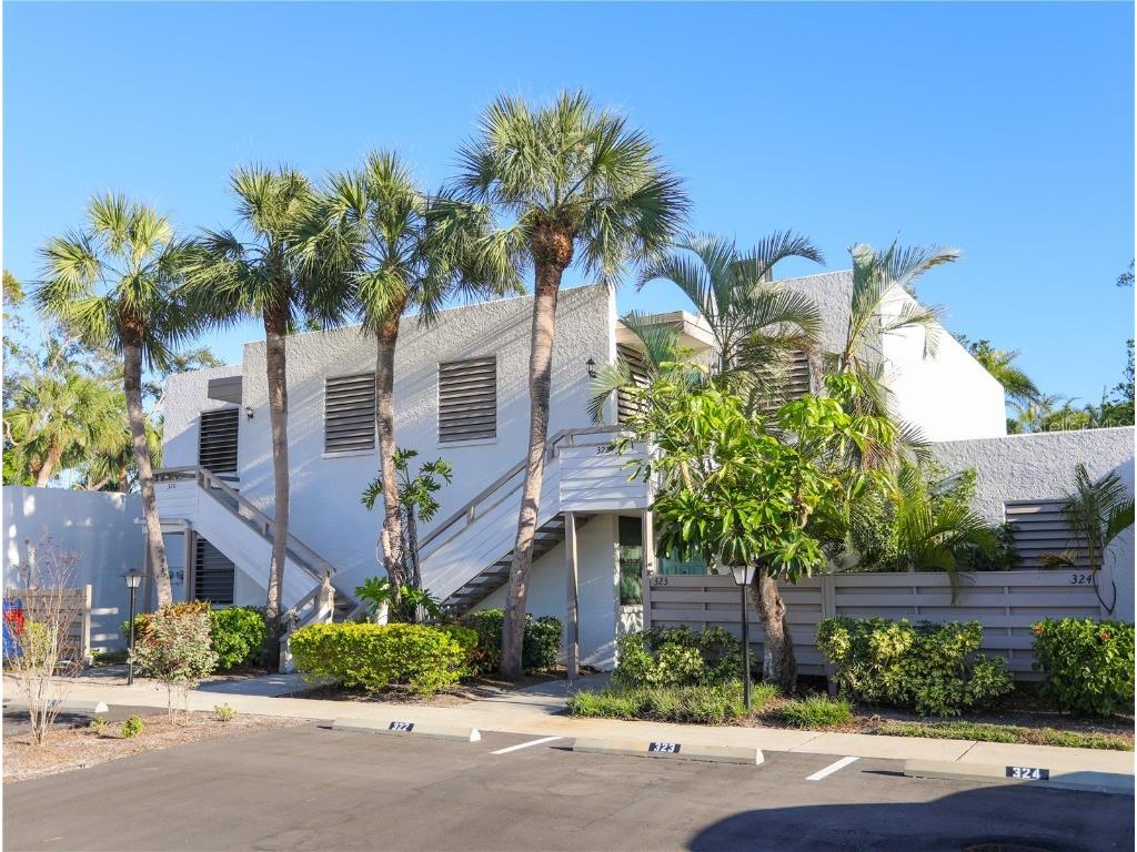 322 Timberlake Drive #322 Bradenton FL 34210 A4674153 image1