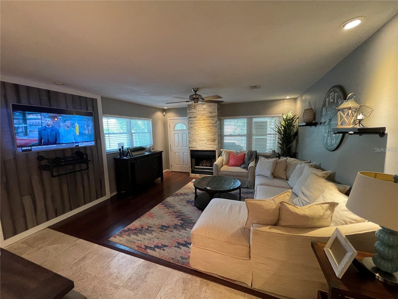3220 9th Avenue N Saint Petersburg FL 33713 TB8505993 image5