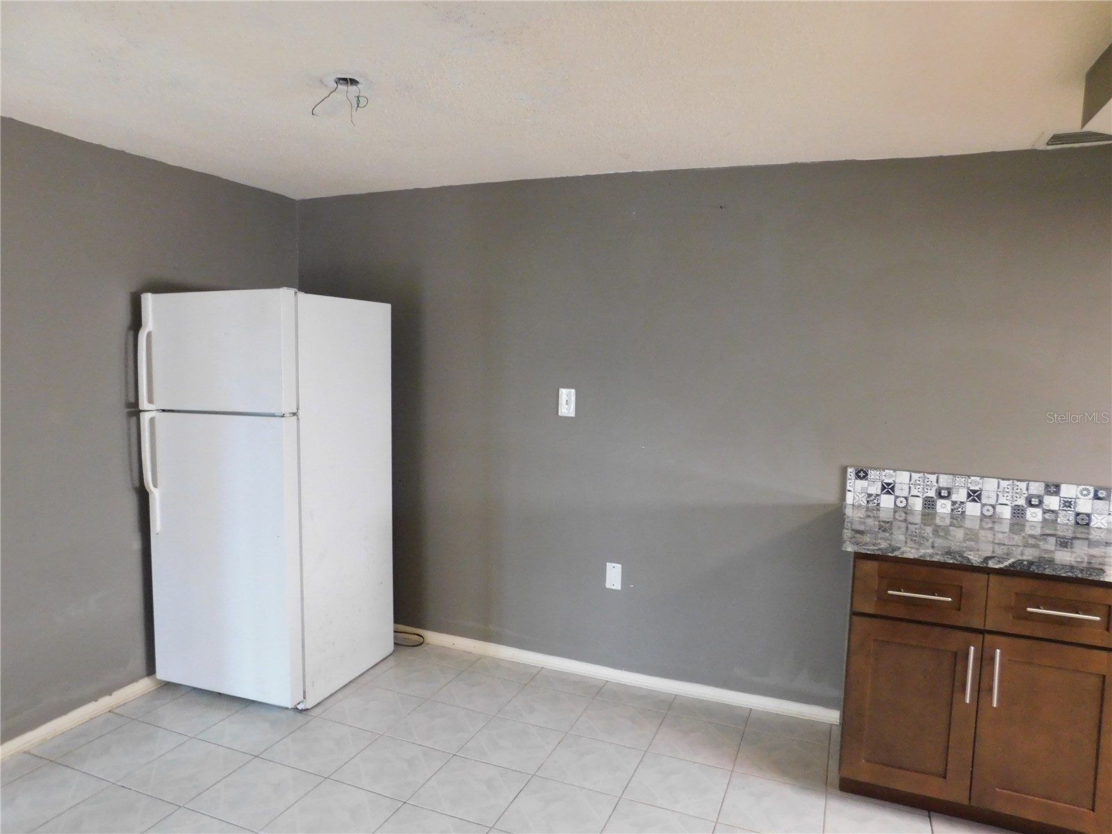 3220 Coldwell Drive Holiday FL 34691 TB8507548 image3