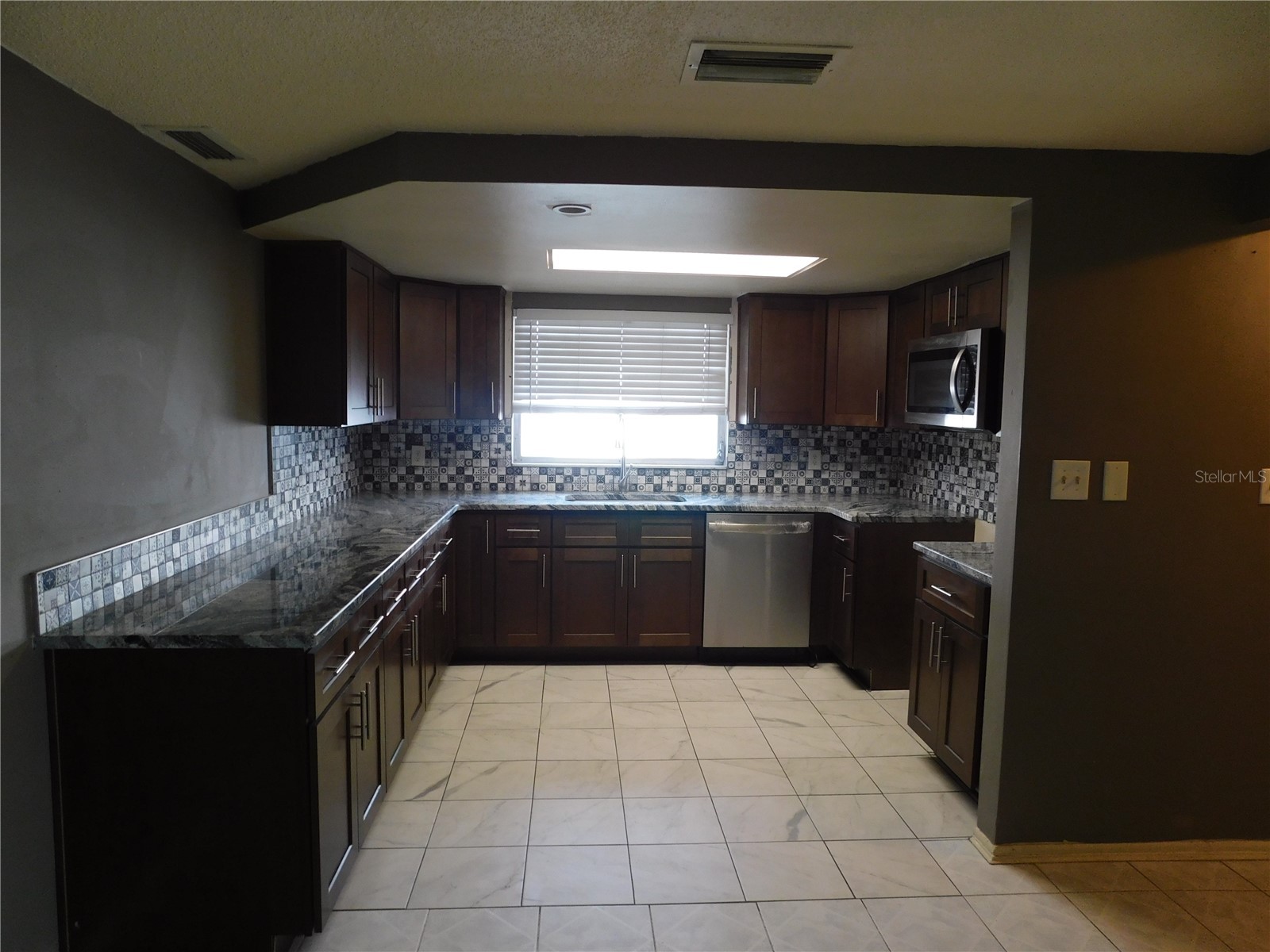 3220 Coldwell Drive Holiday FL 34691 TB8507548 image4
