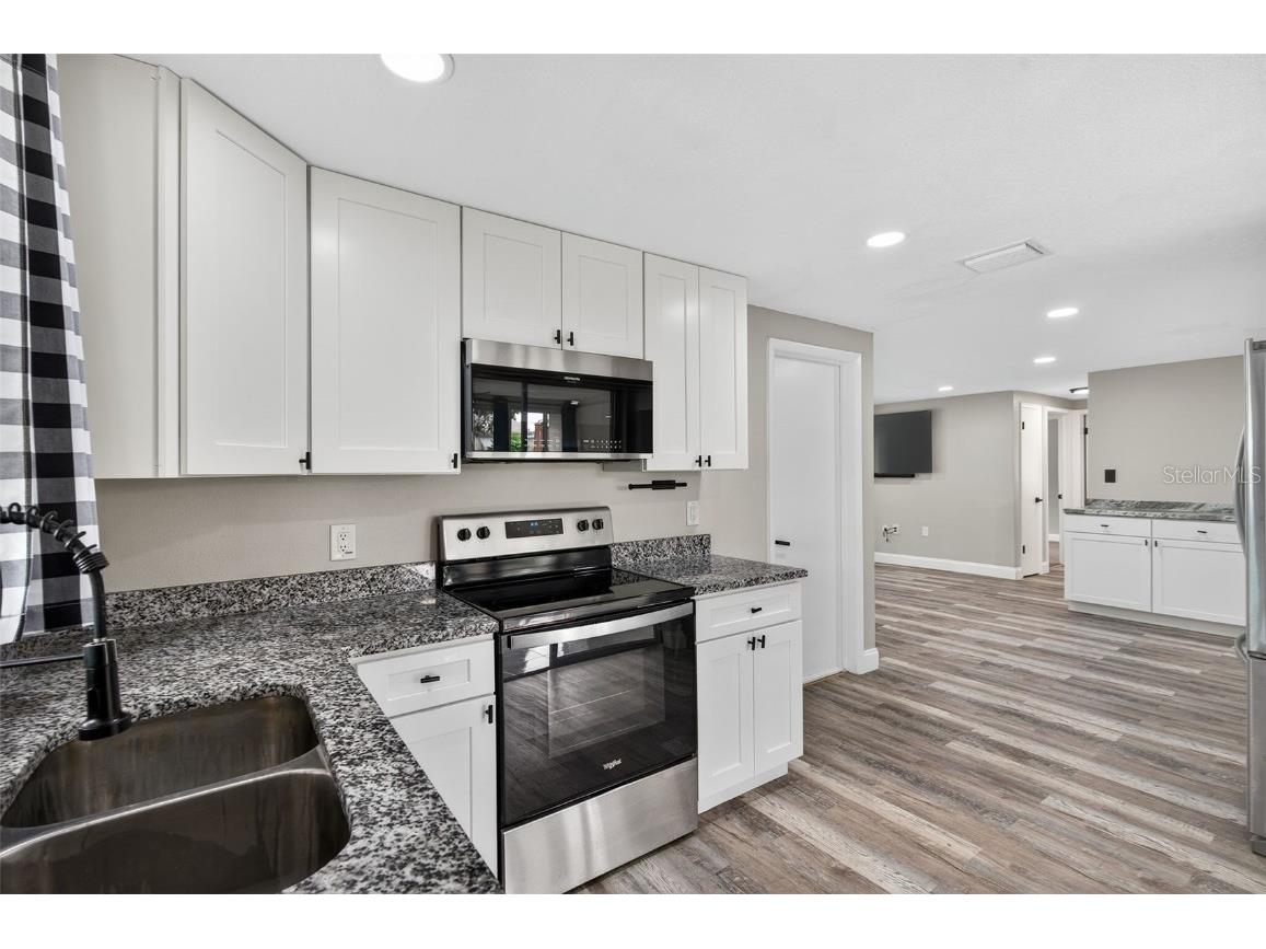 3220 Fairmount Drive Holiday FL 34691 TB8431248 image18