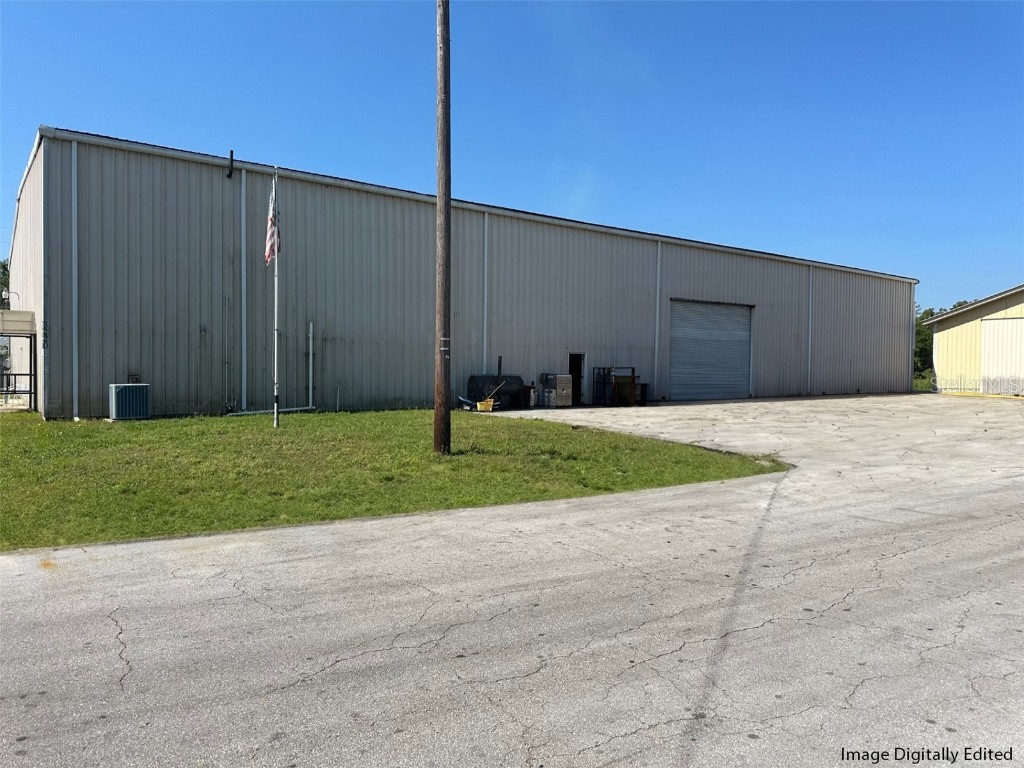 3220 NE 24th Street Ocala FL 34470 OM677589 image1