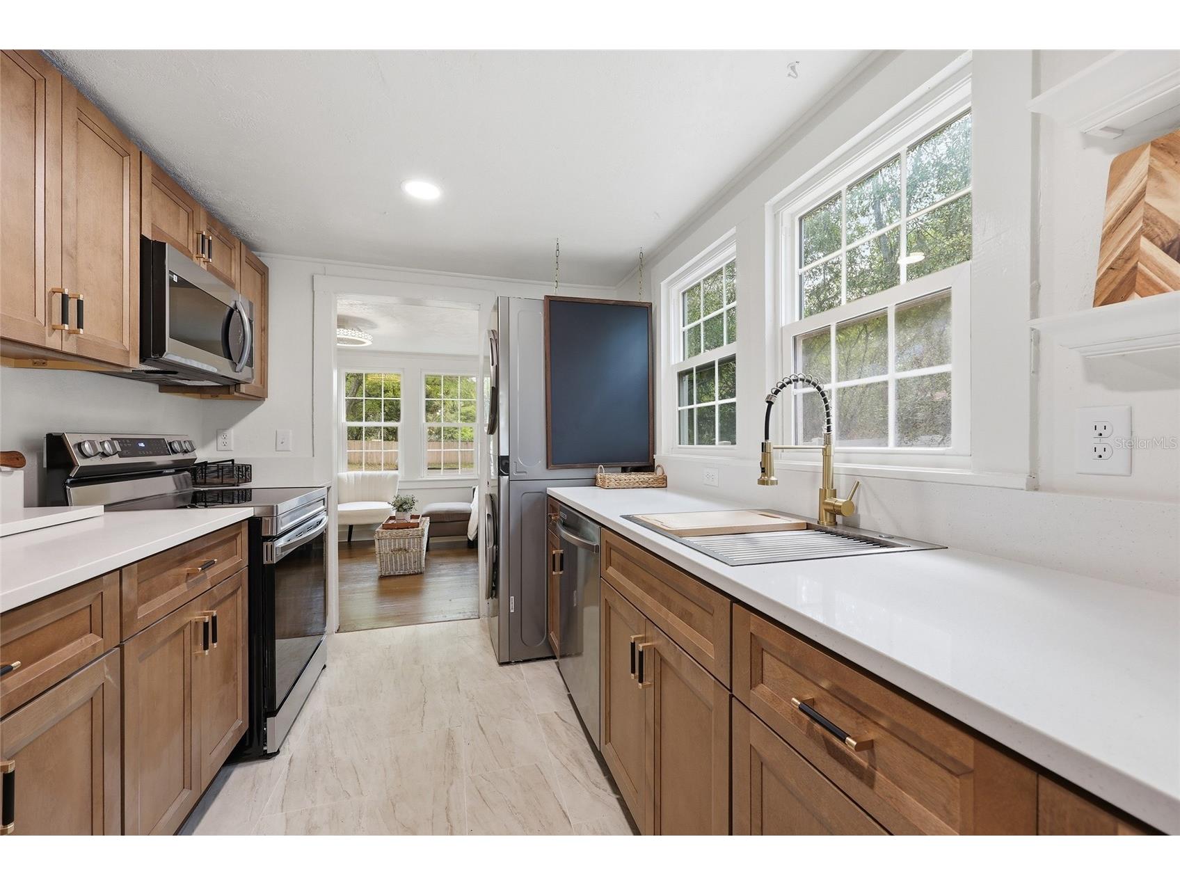 3220 NW 20th Street Gainesville FL 32605 GC538437 image6