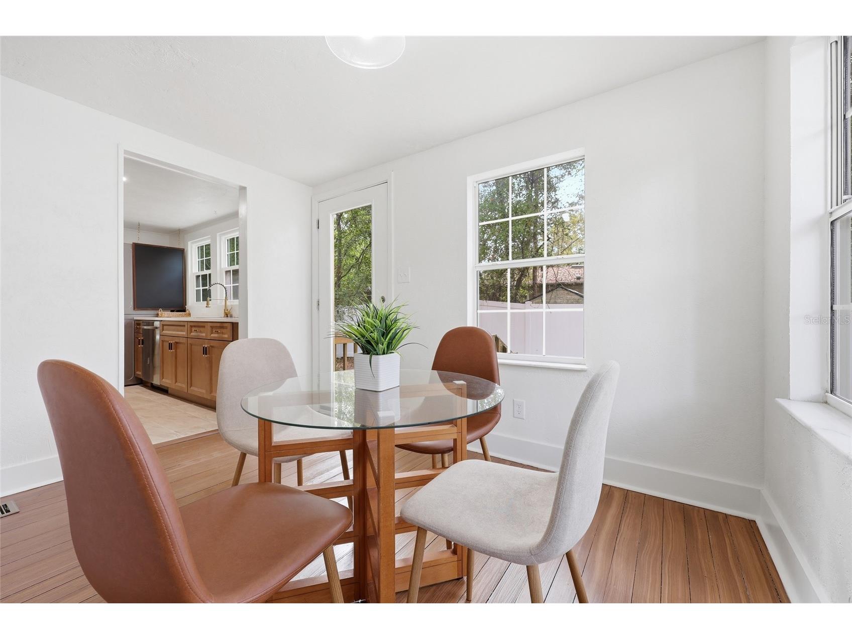 3220 NW 20th Street Gainesville FL 32605 GC538437 image8