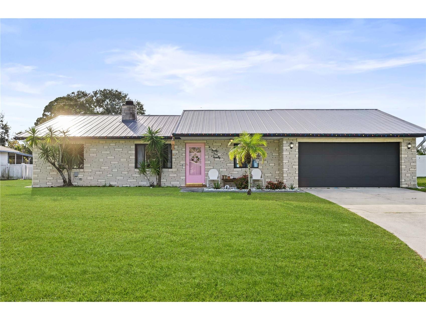 3220 Queen Palm Drive Edgewater FL 32141 V4946077 image1