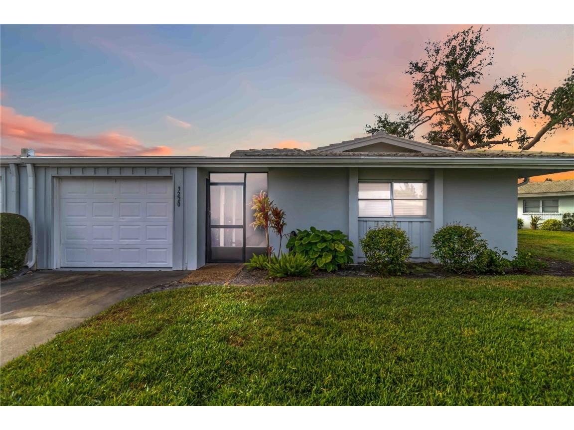 3220 Southfield Lane #810 Sarasota FL 34239 D6140780 image1