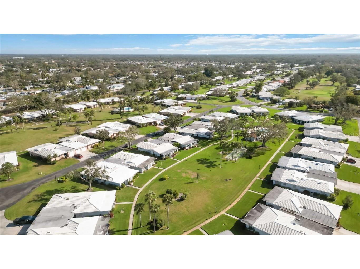 3220 Southfield Lane #810 Sarasota FL 34239 D6140780 image3