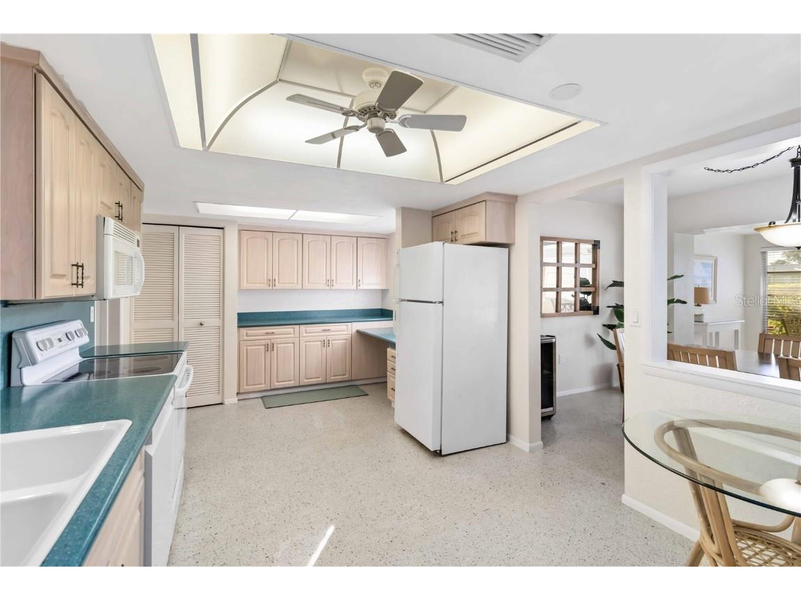 3220 Southfield Lane #810 Sarasota FL 34239 D6140780 image32