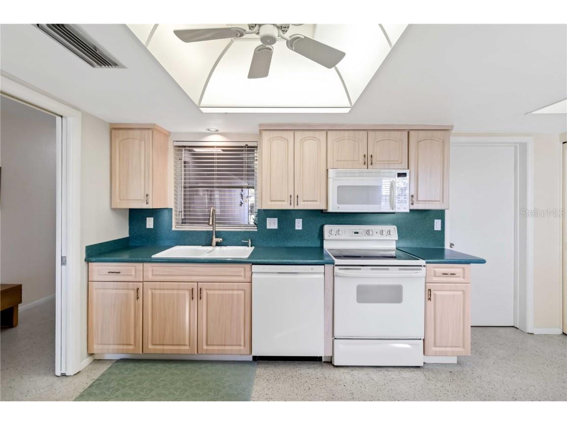 3220 Southfield Lane #810 Sarasota FL 34239 D6140780 image34