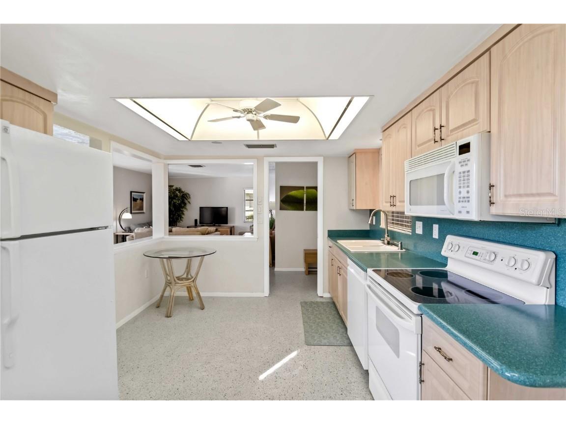 3220 Southfield Lane #810 Sarasota FL 34239 D6140780 image35