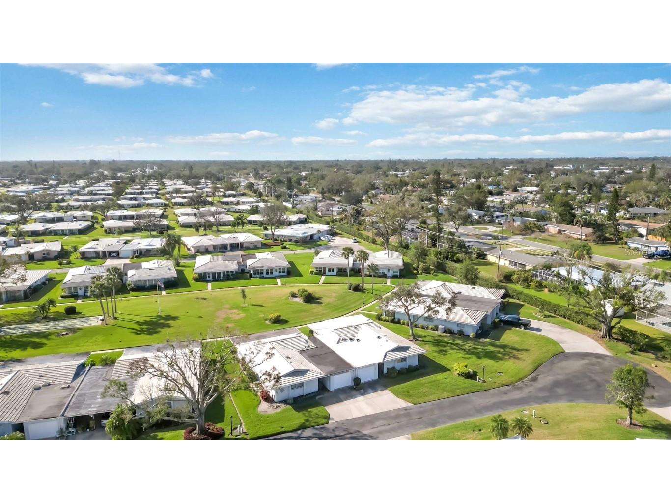 3220 Southfield Lane #810 Sarasota FL 34239 D6140780 image5