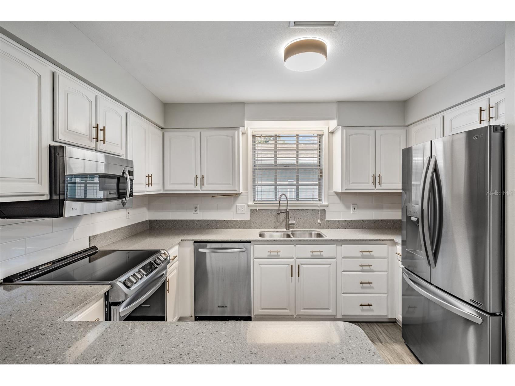 3220 W Bay Villa Avenue Tampa FL 33611 TB8490954 image13