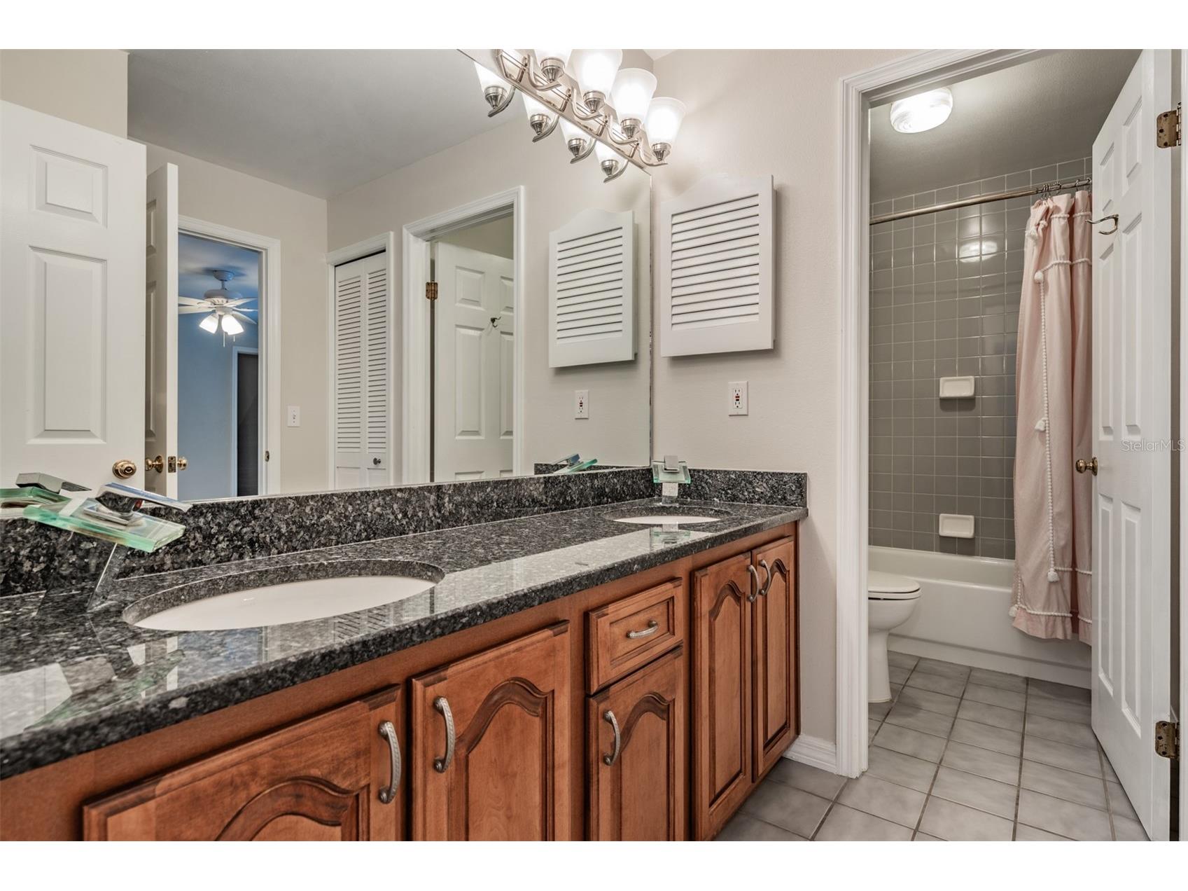 3220 W Bay Villa Avenue Tampa FL 33611 TB8490954 image33