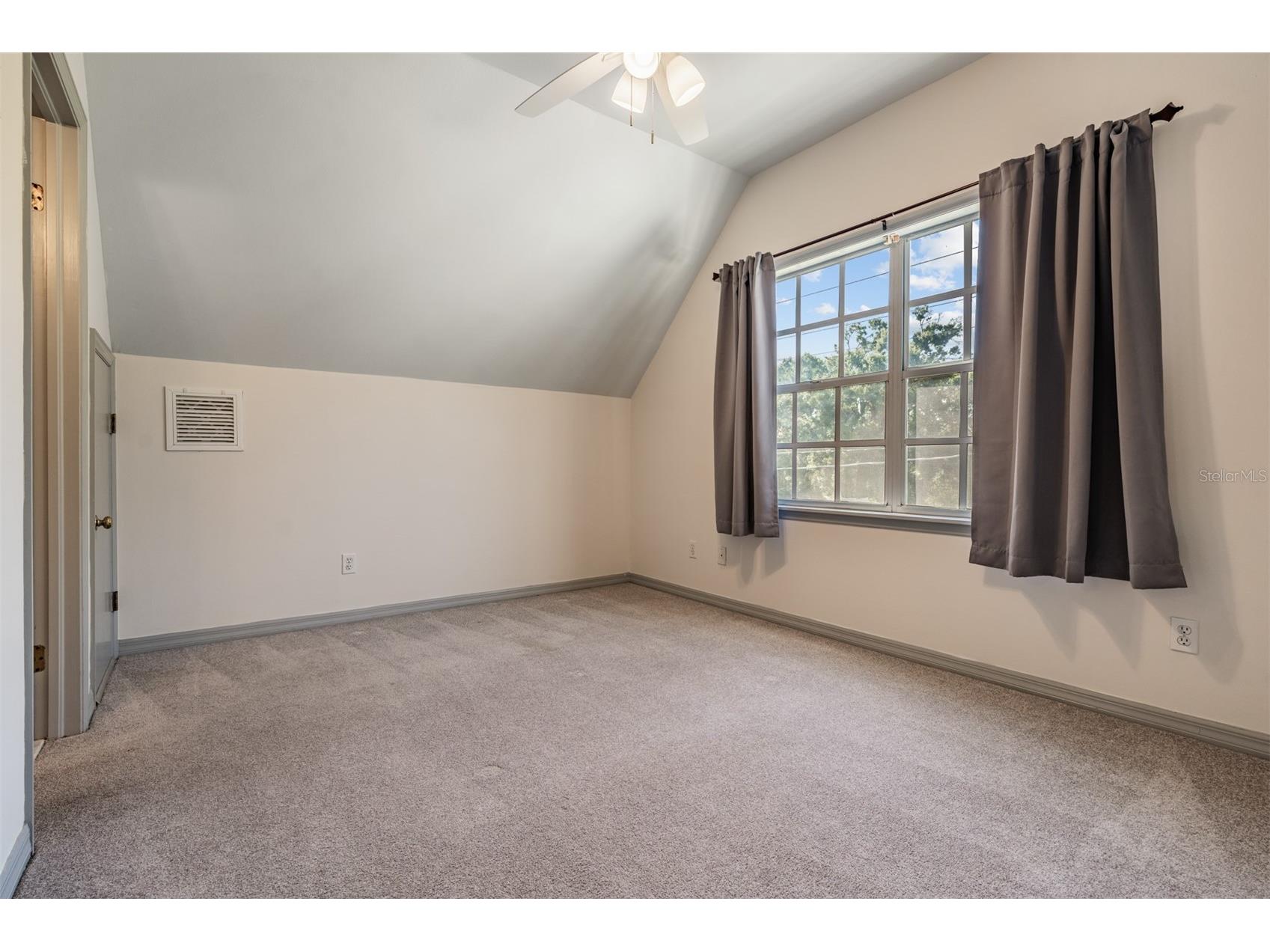 3220 W Bay Villa Avenue Tampa FL 33611 TB8490954 image37