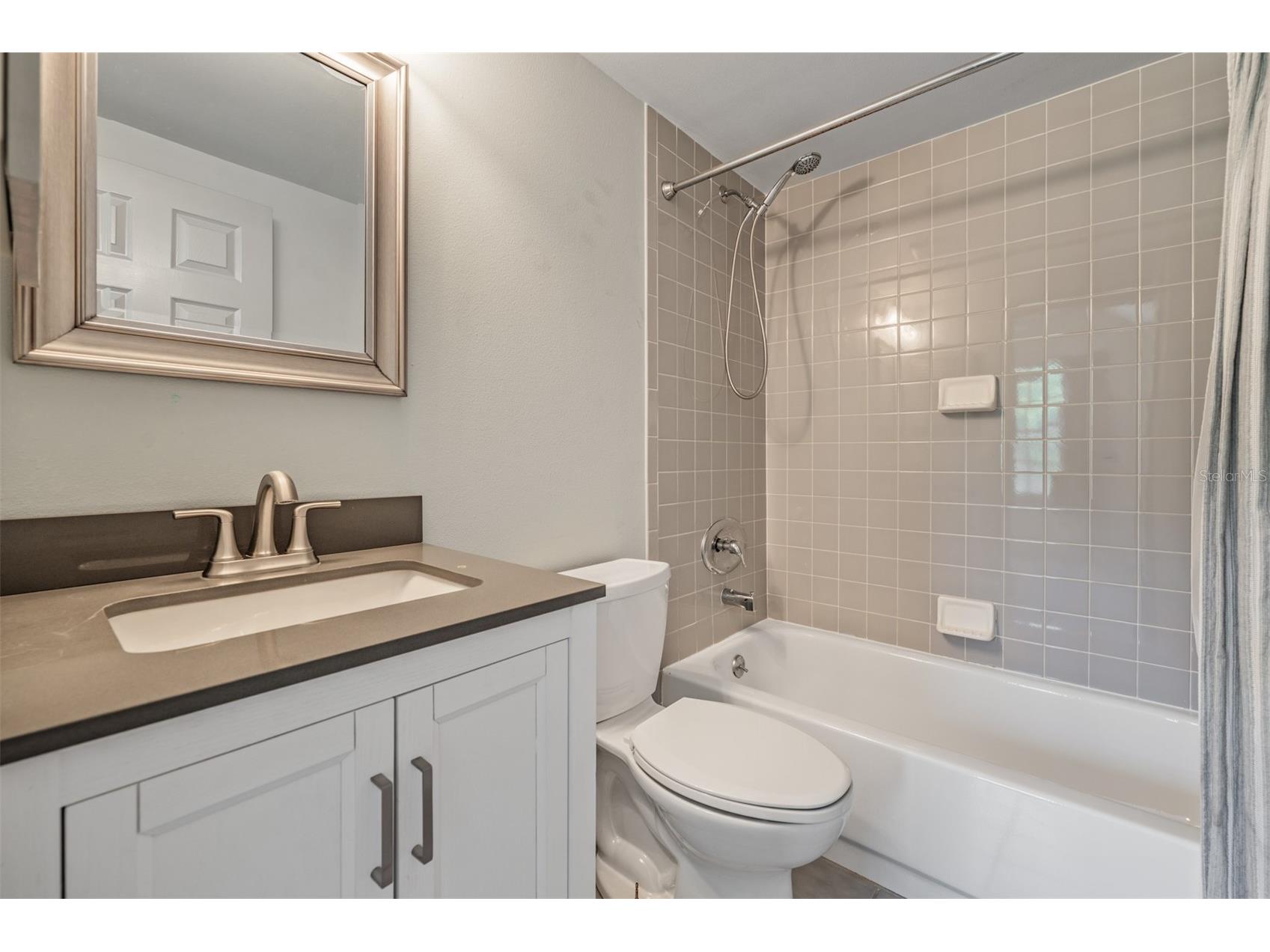 3220 W Bay Villa Avenue Tampa FL 33611 TB8490954 image38