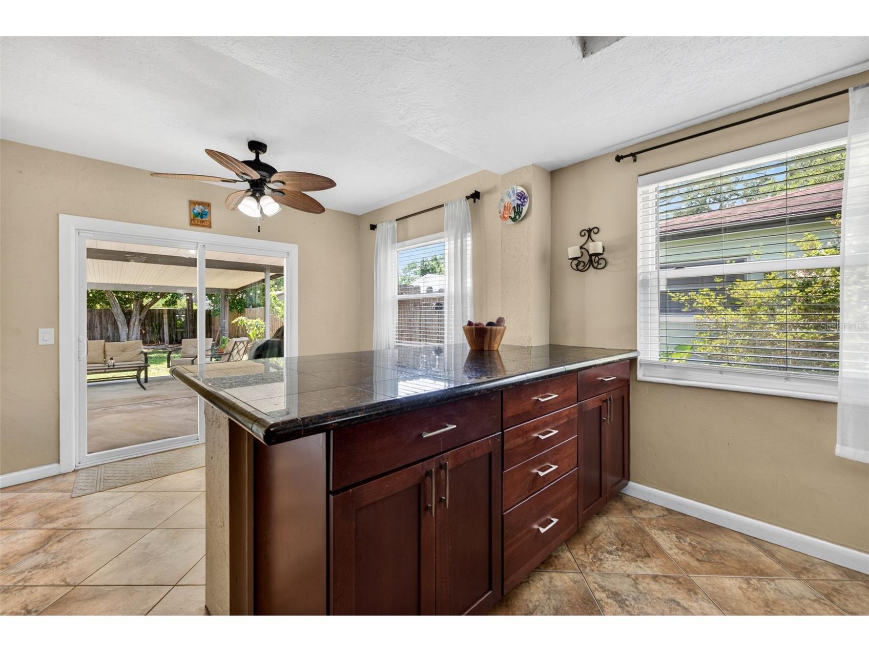 3221 14th Street N Saint Petersburg FL 33704 TB8517260 image10