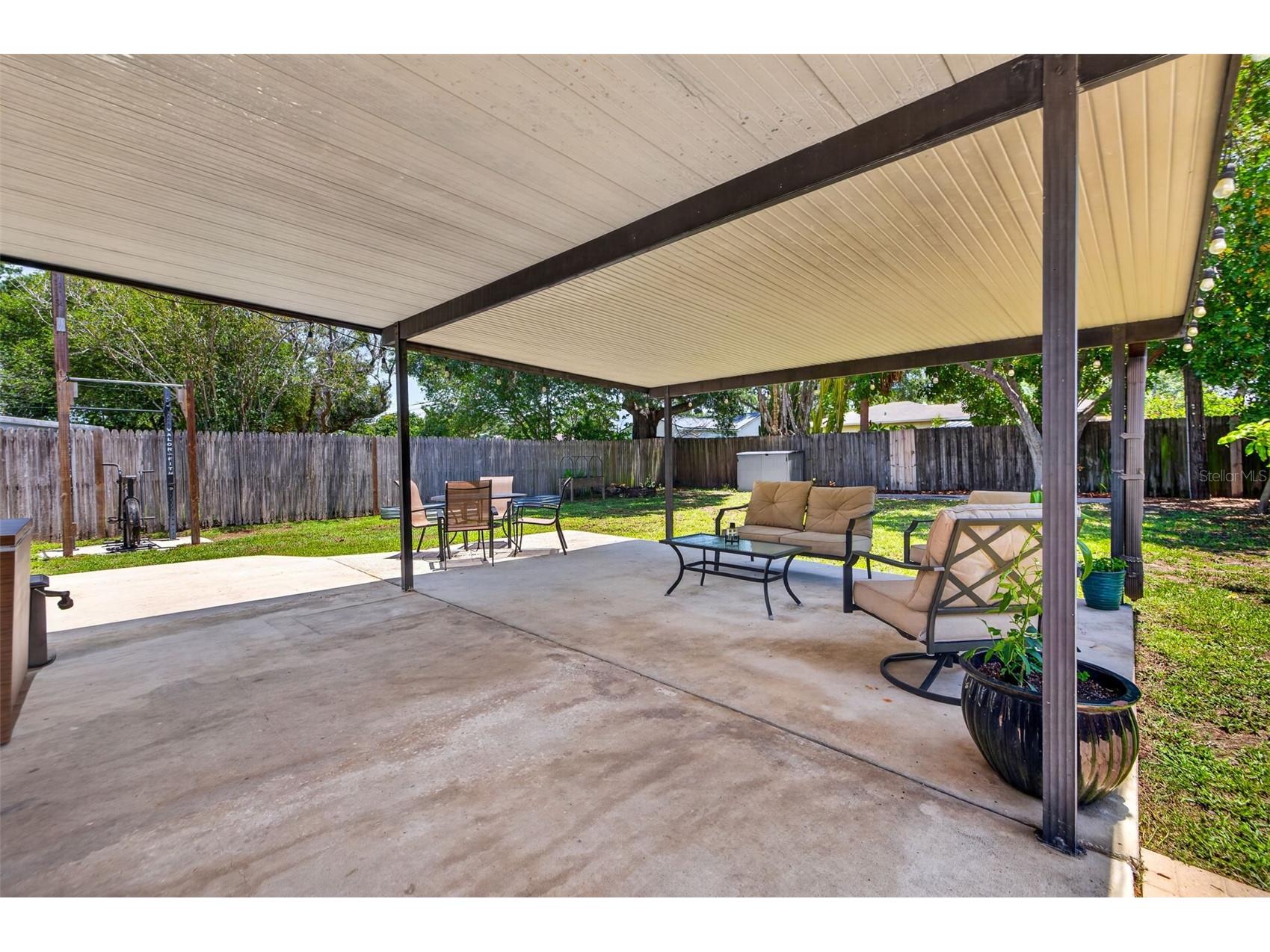 3221 14th Street N Saint Petersburg FL 33704 TB8517260 image17