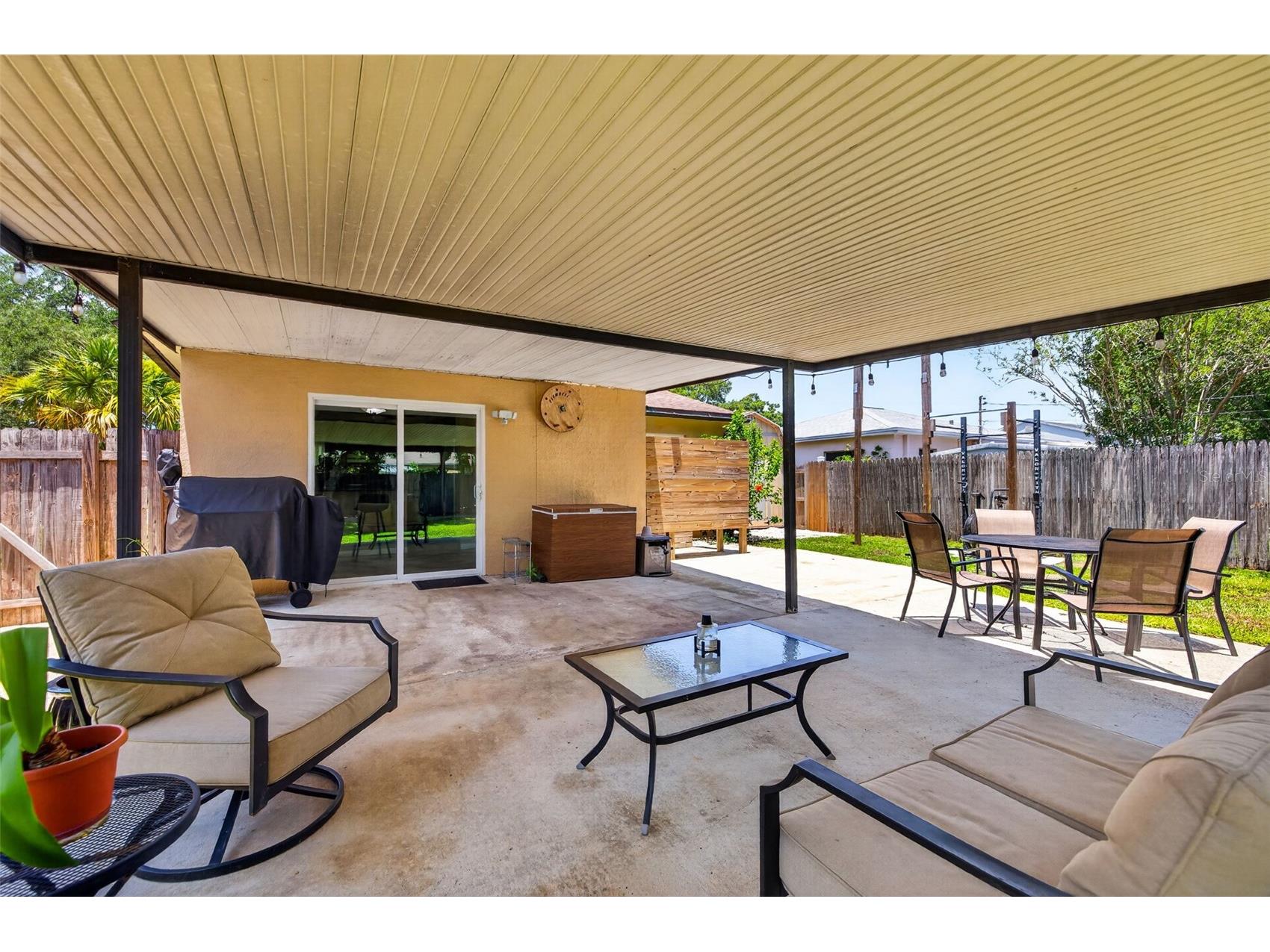 3221 14th Street N Saint Petersburg FL 33704 TB8517260 image18
