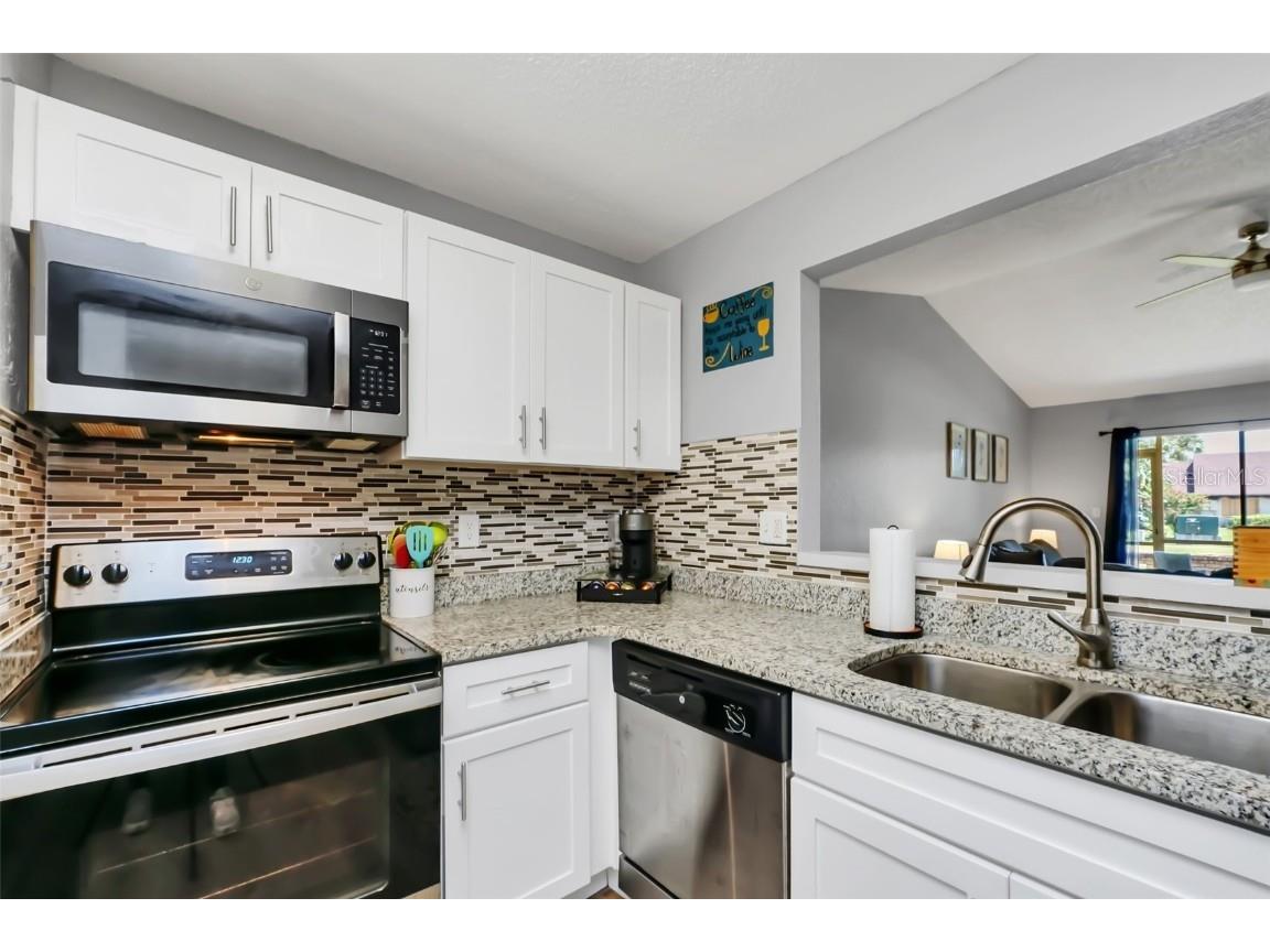 3221 Queen Palms Court Kissimmee FL 34747 O6233492 image13