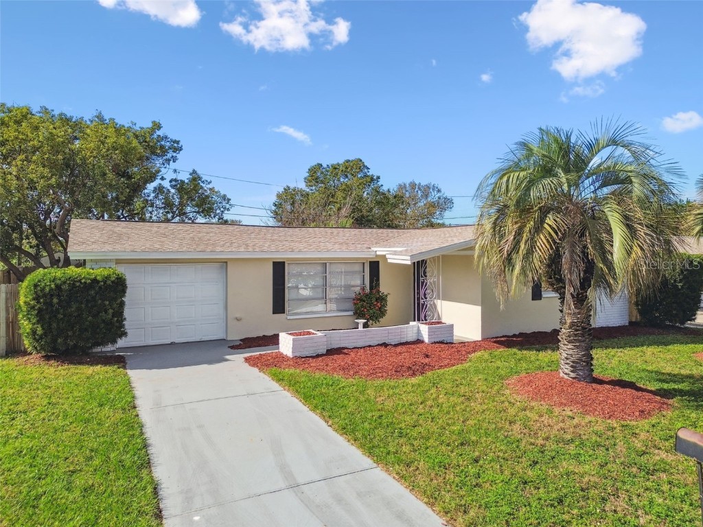 3221 Sanford Drive Holiday FL 34691 TB8321905 image1