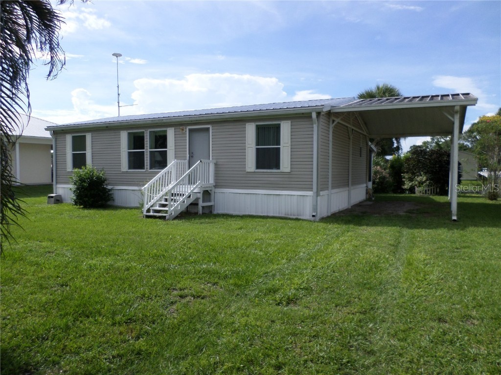 3221 Se 21st Court Okeechobee FL 34974 - Canal OK222911 image1