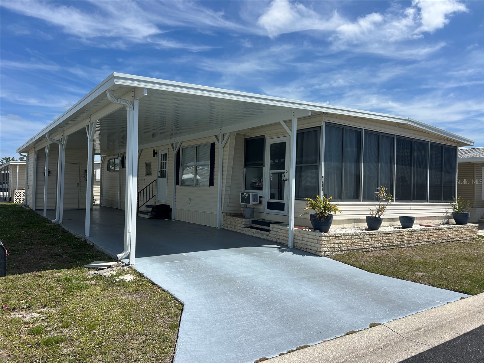 3221 Sweet Gum Terrace Sarasota FL 34237 A4690283 image1