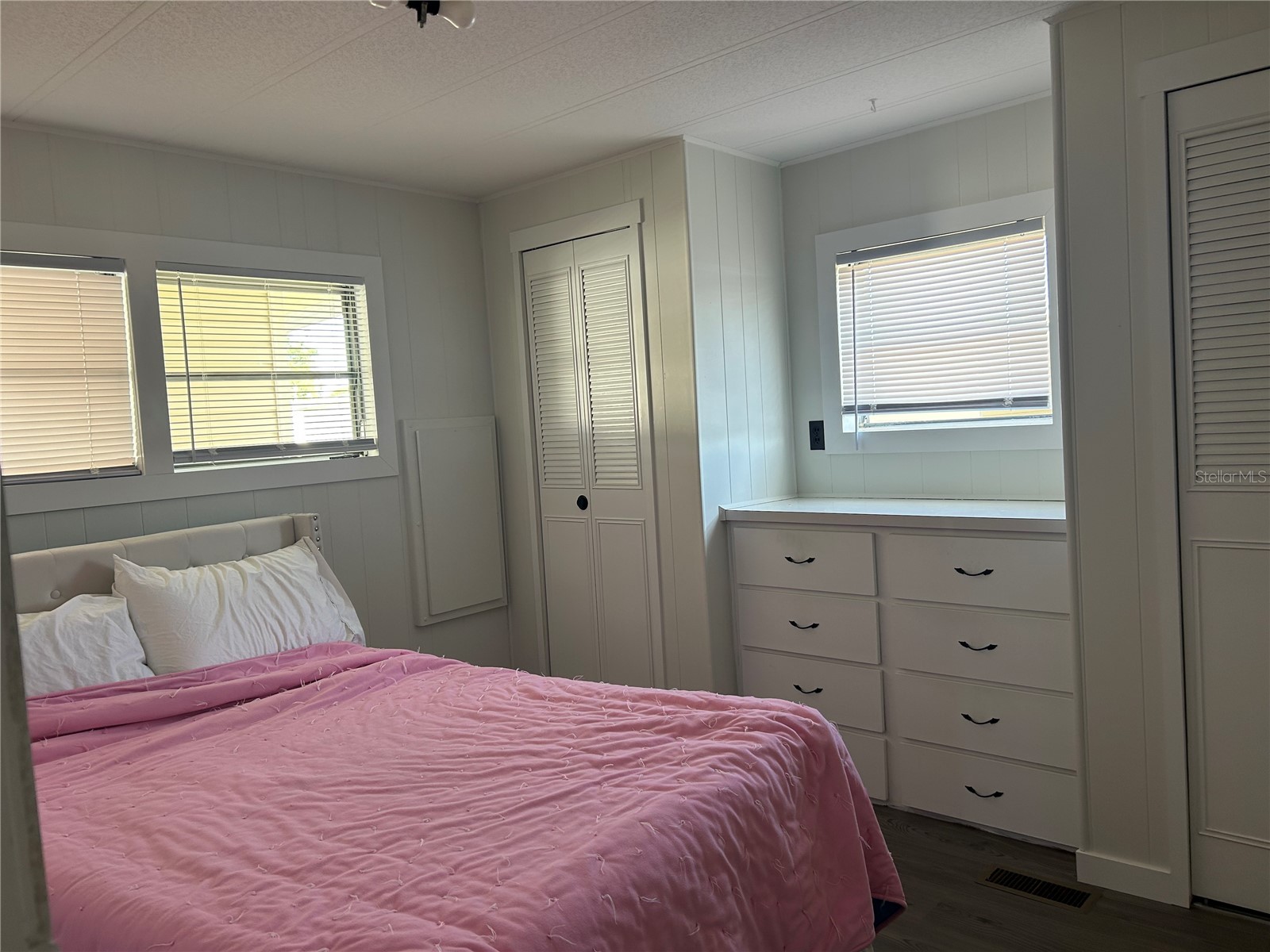 3221 Sweet Gum Terrace Sarasota FL 34237 A4690283 image16