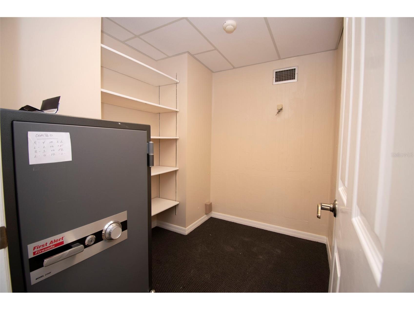 3221 Tamiami Trl #16 Port Charlotte FL 33952 C7489584 image11