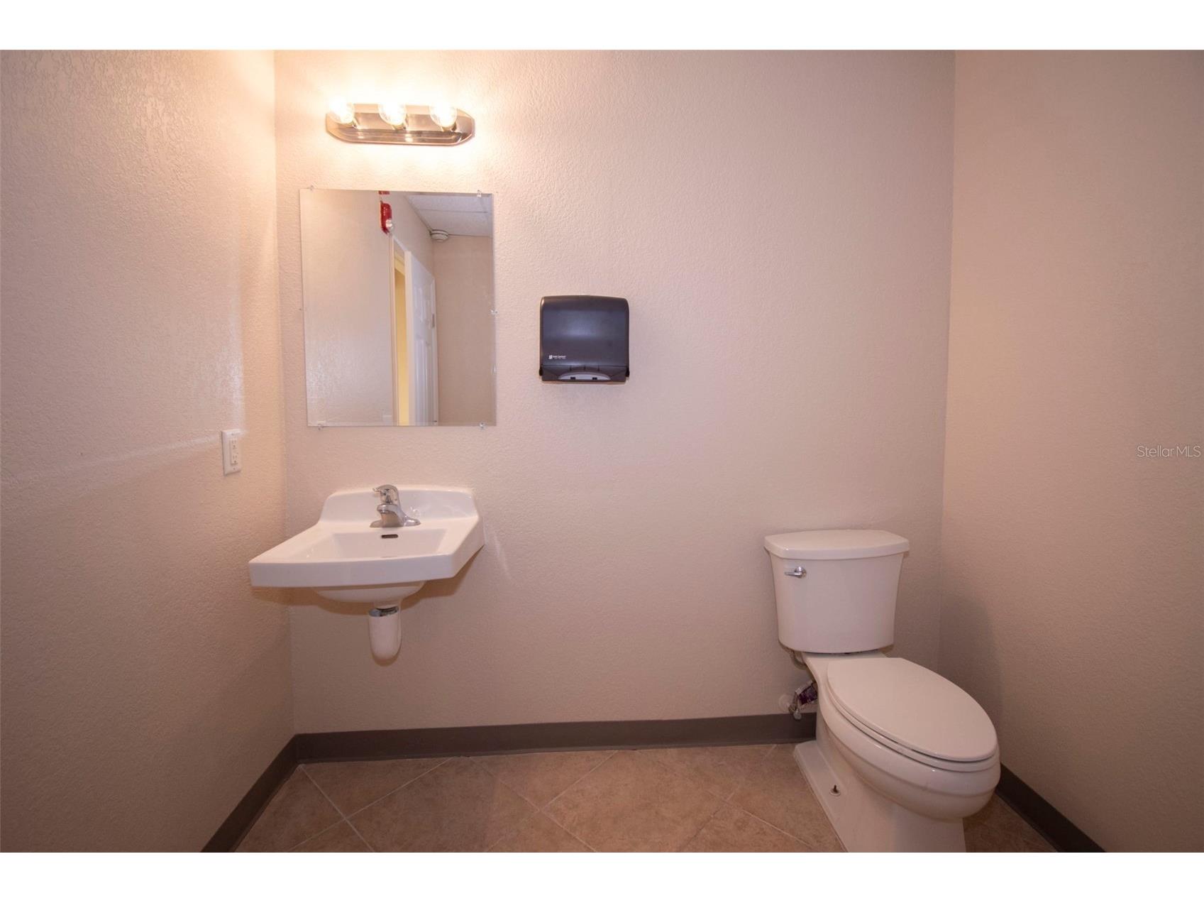 3221 Tamiami Trl #16 Port Charlotte FL 33952 C7489584 image14