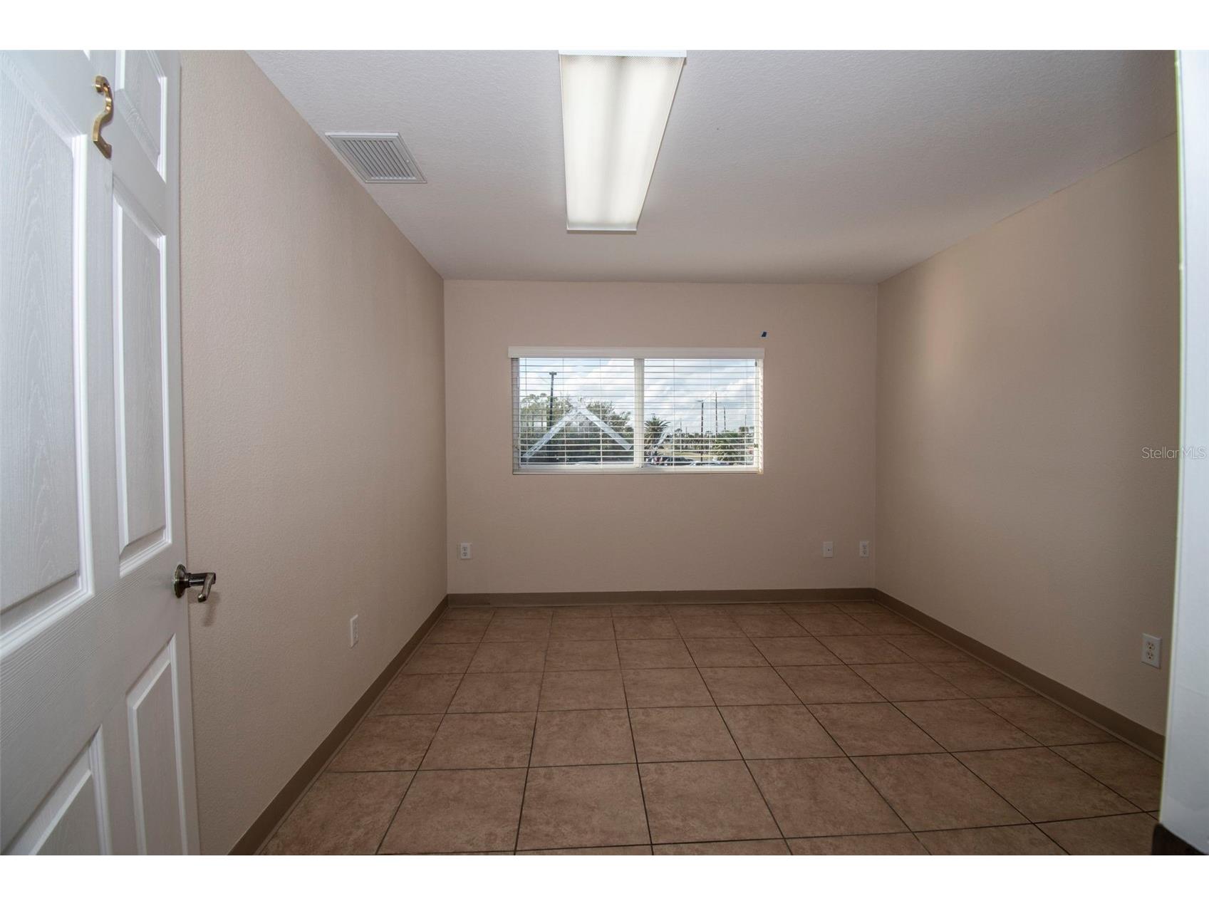 3221 Tamiami Trl #16 Port Charlotte FL 33952 C7489584 image22