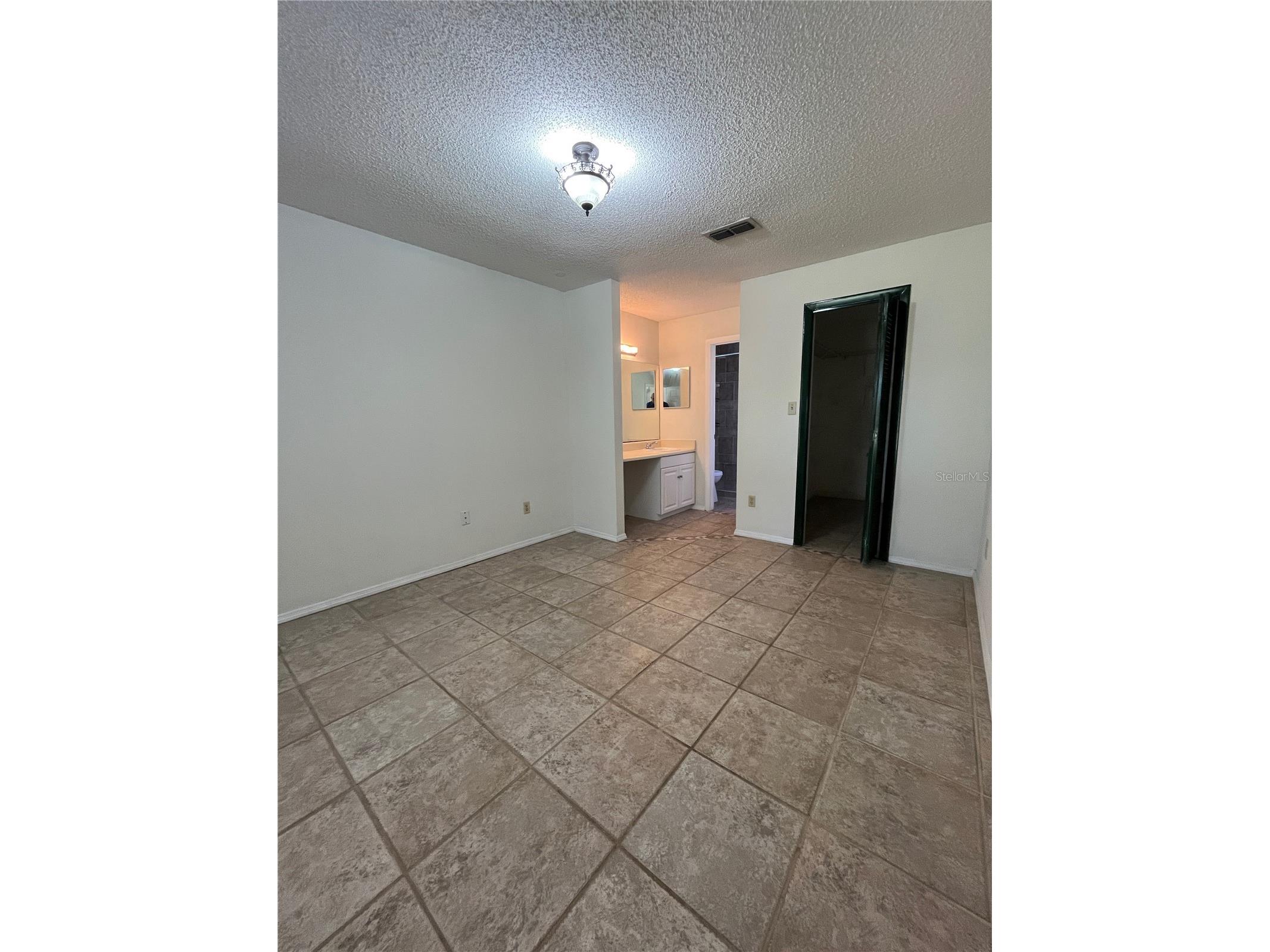 3222 Hammersmith Road Orlando FL 32818 O6396039 image19