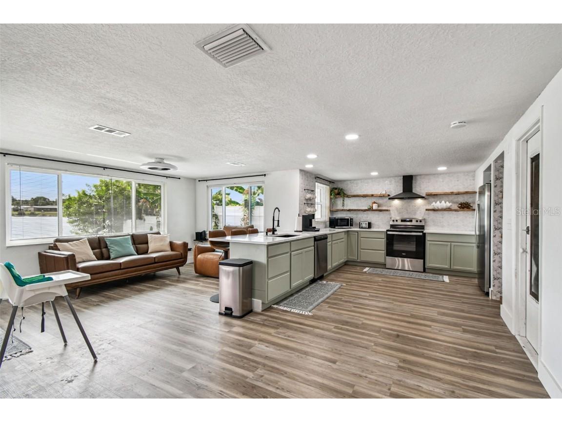 3222 Jackson Drive Holiday FL 34691 TB8431187 image10