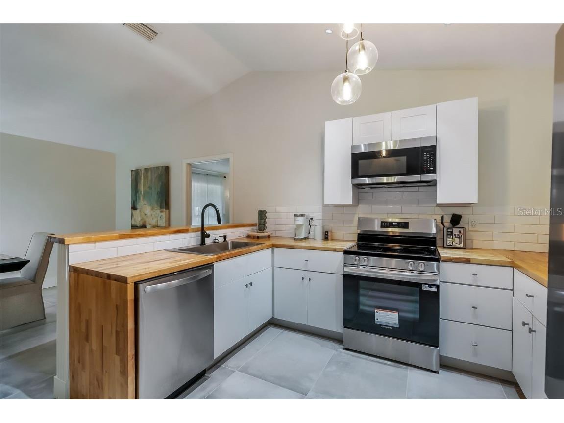 3222 SW 27th Street Gainesville FL 32608 GC532069 image9