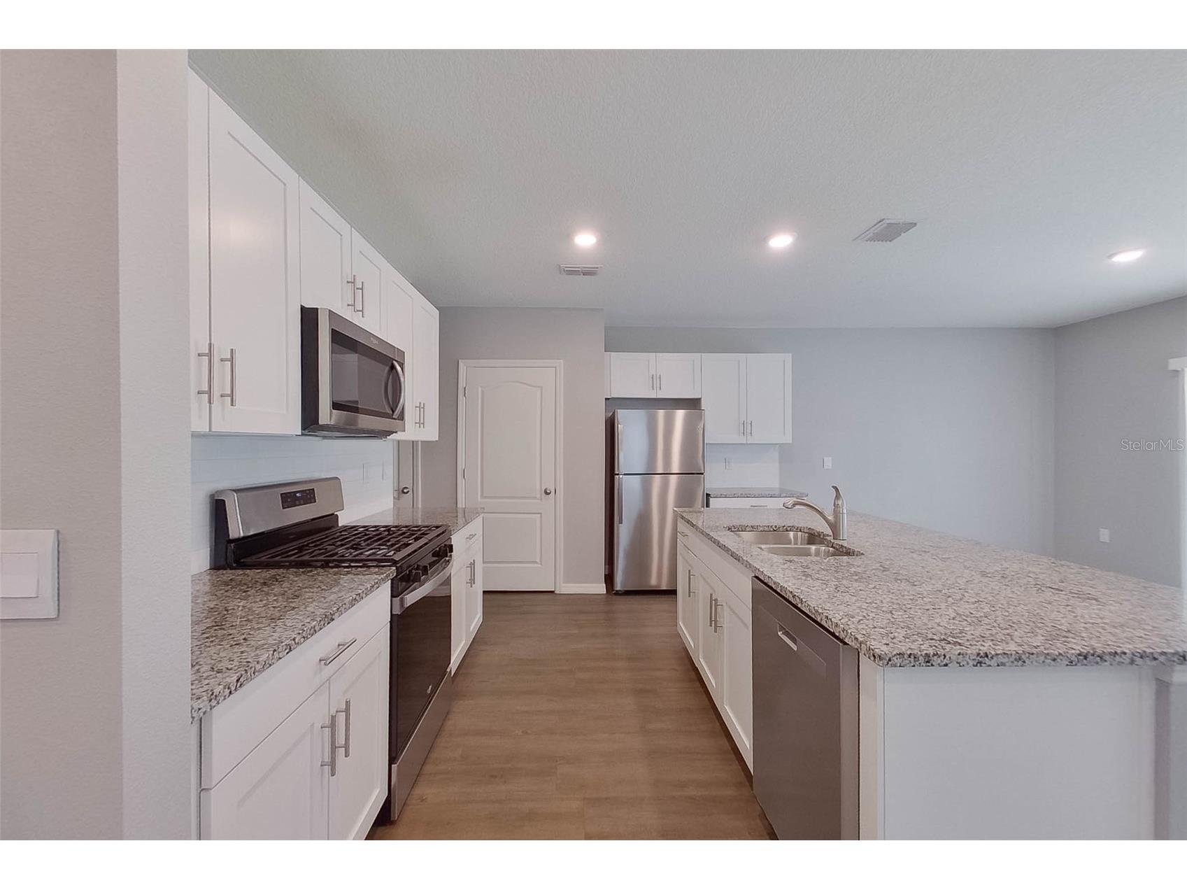 32221 Edson Ave Leesburg FL 34748 O6427734 image4