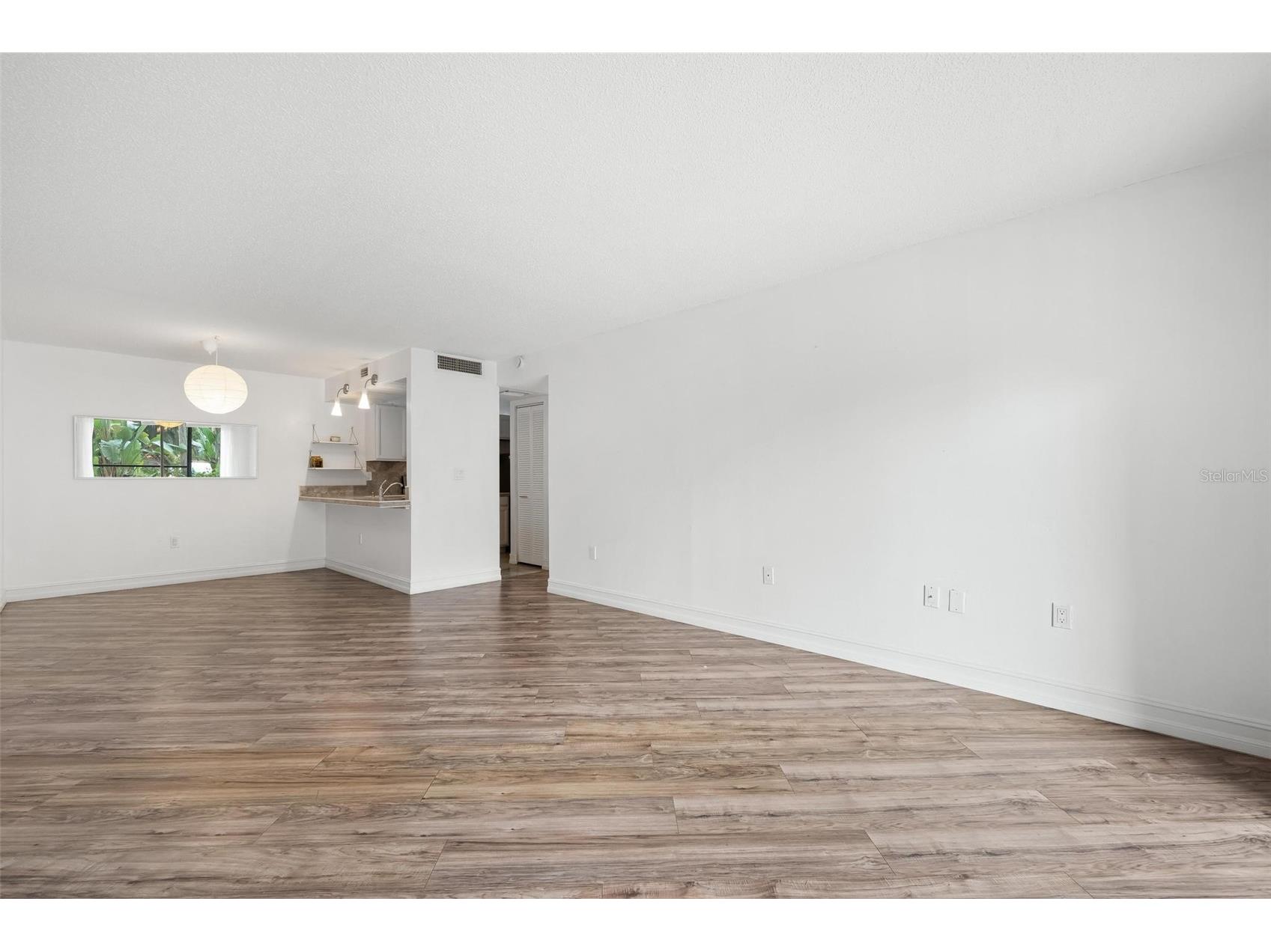 3223 Beneva Road #101 Sarasota FL 34232 A4693092 image7