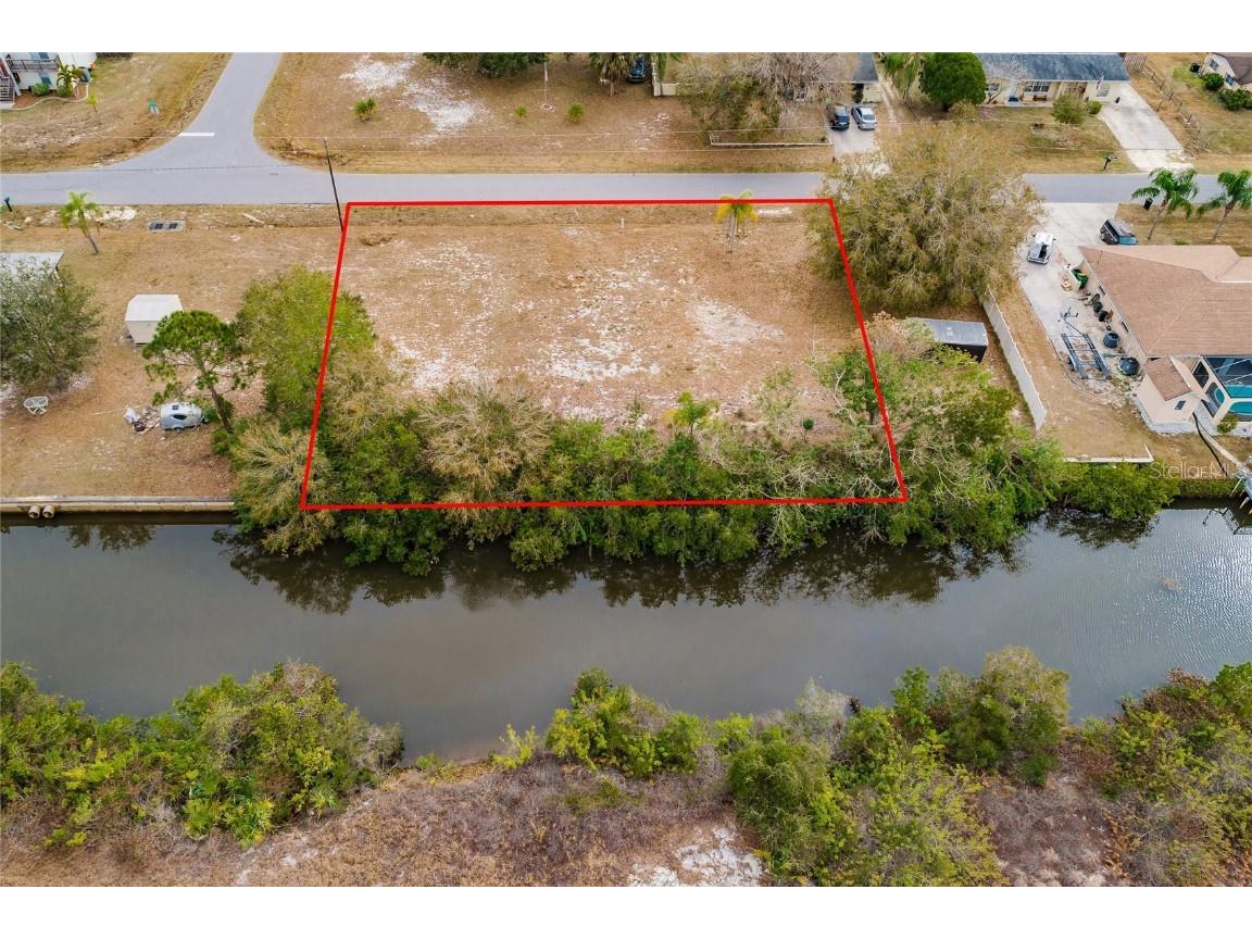 3223 Desoto Drive Punta Gorda FL 33983 C7454992 image1