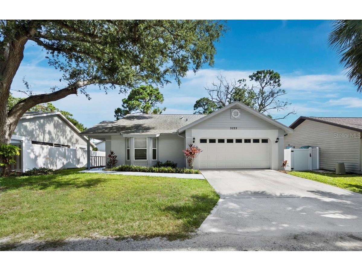 3223 Jamaica Street Sarasota FL 34231 A4658331 image1