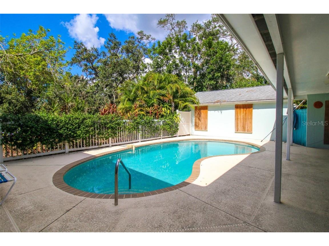 3223 Rowena Street Sarasota FL 34231 A4552338 image28