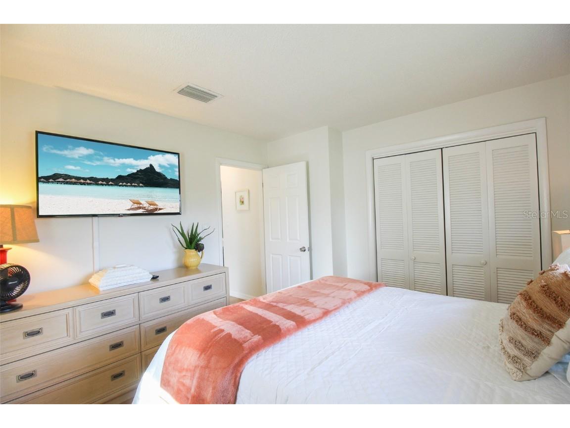 3223 Rowena Street Sarasota FL 34231 A4552338 image30