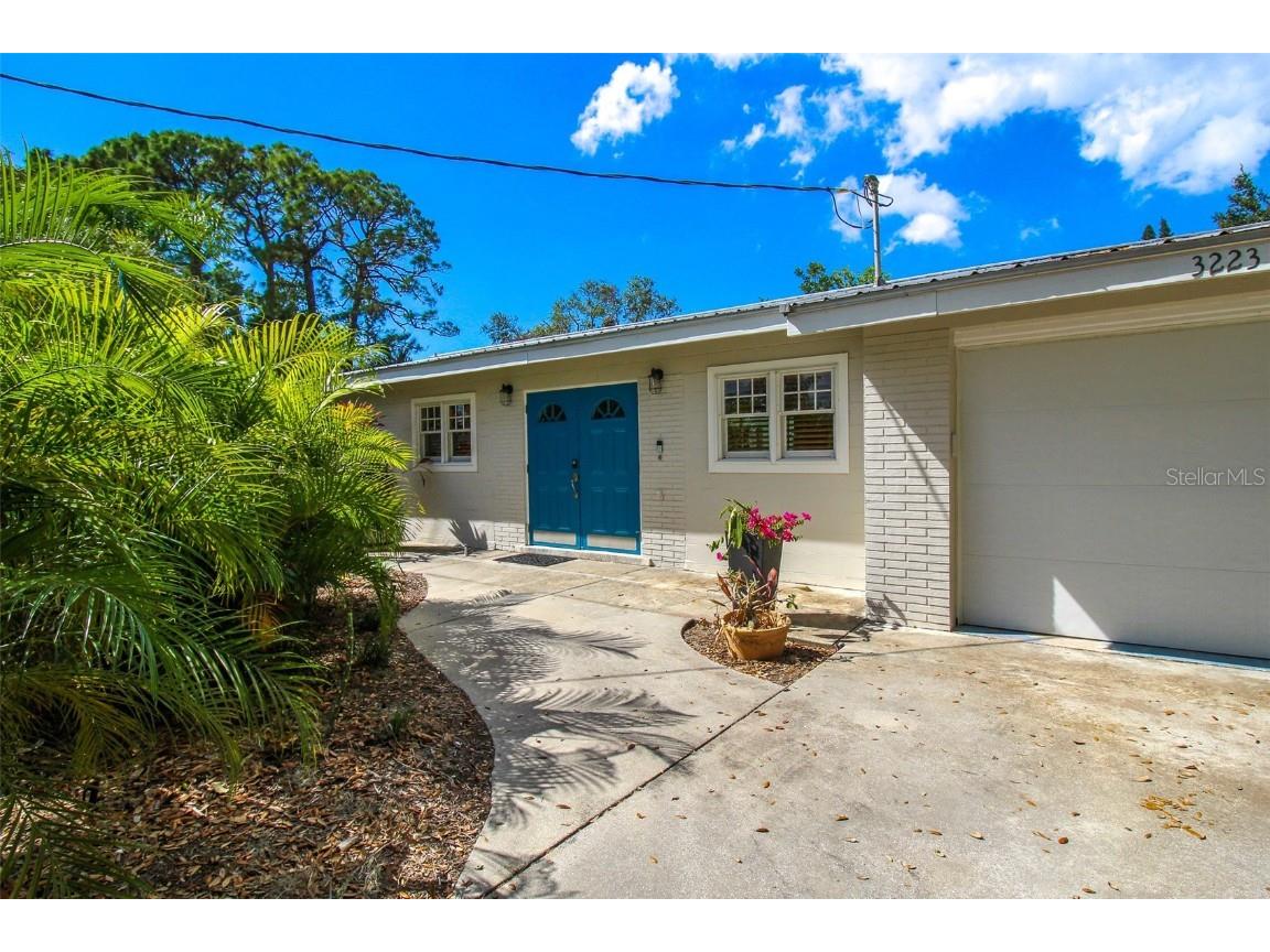 3223 Rowena Street Sarasota FL 34231 A4552338 image4