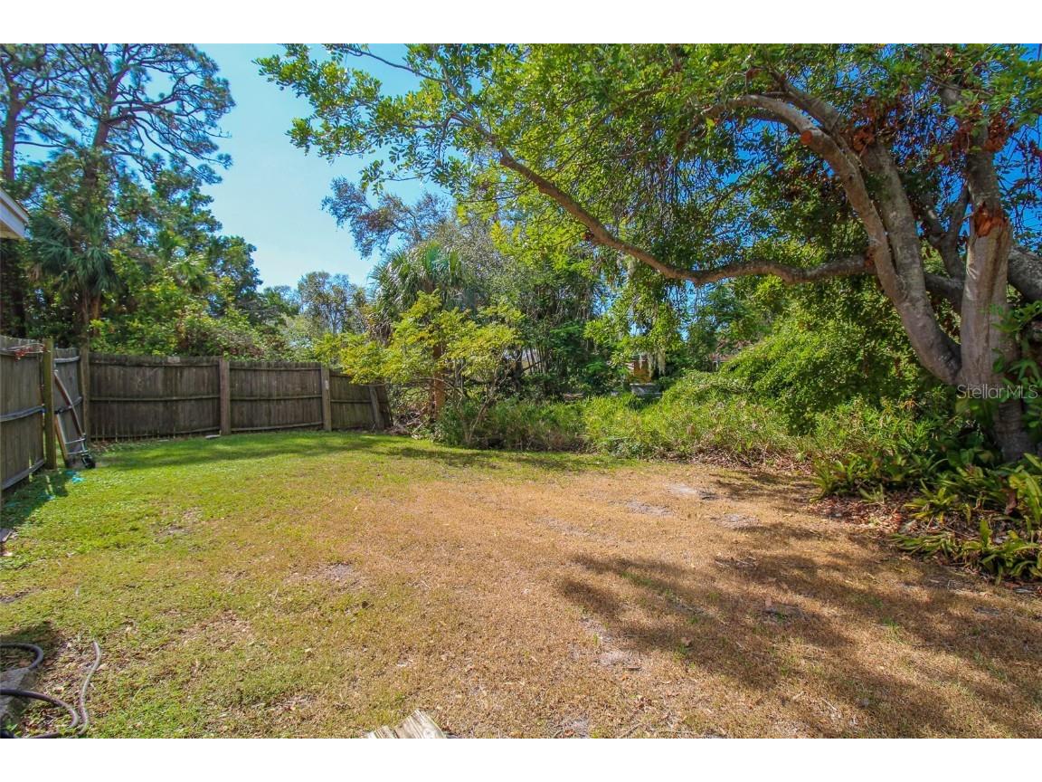 3223 Rowena Street Sarasota FL 34231 A4552338 image48