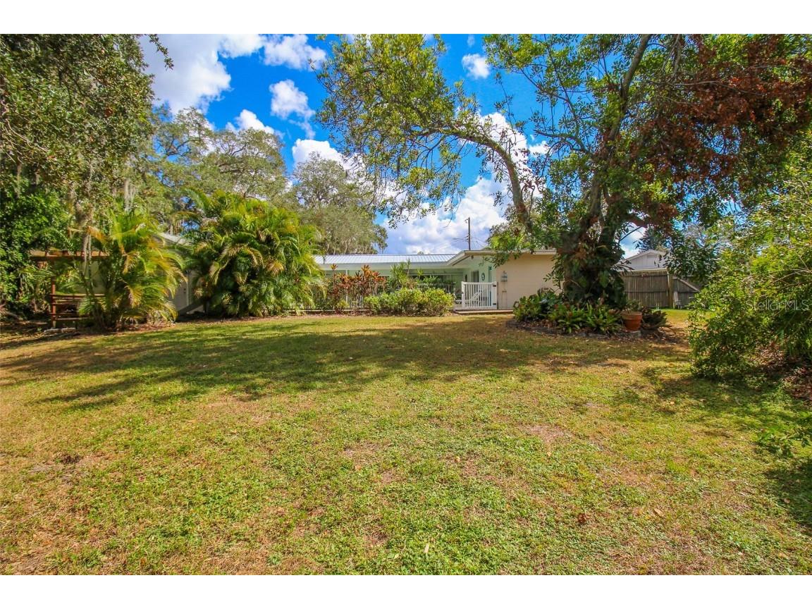 3223 Rowena Street Sarasota FL 34231 A4552338 image49