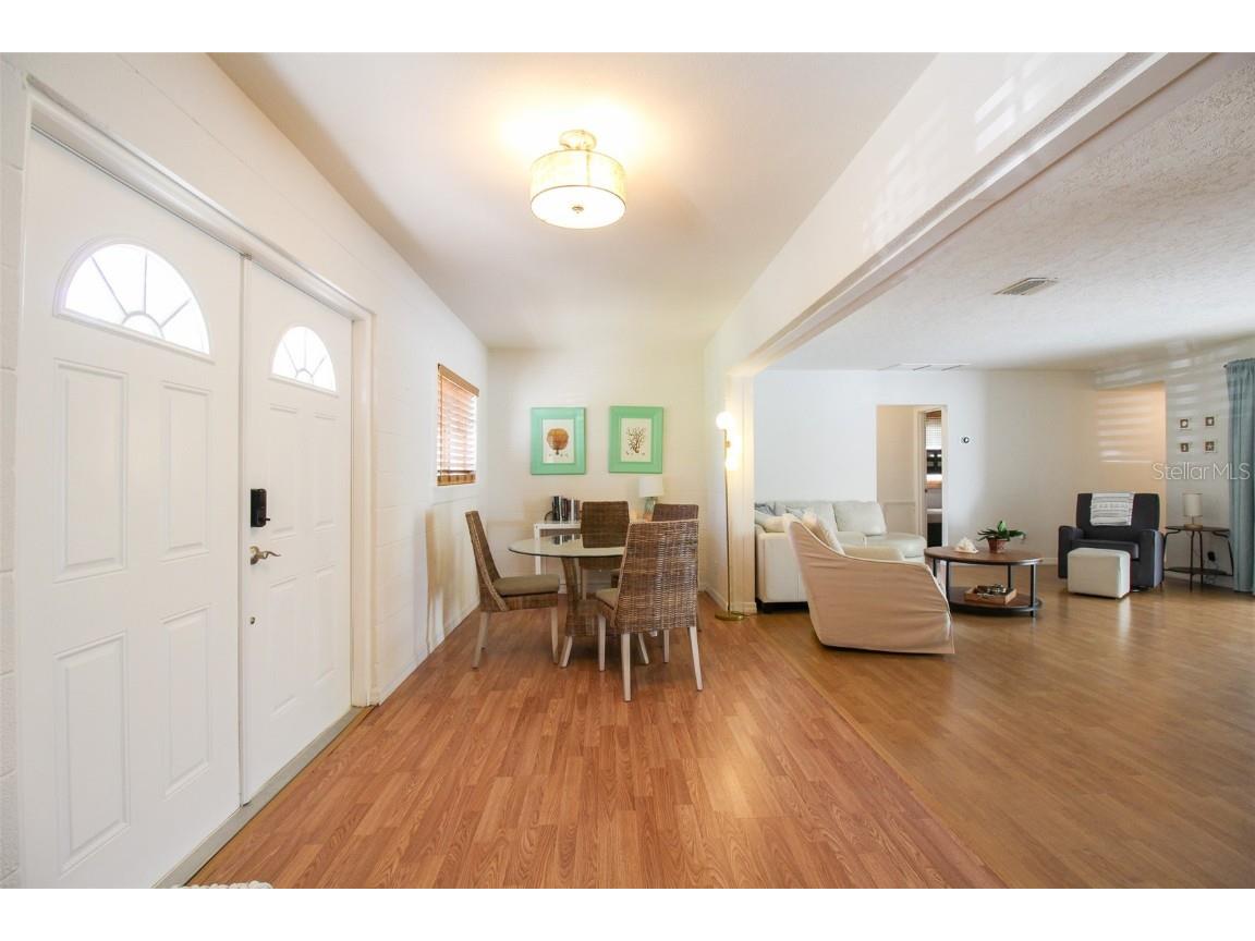 3223 Rowena Street Sarasota FL 34231 A4552338 image7