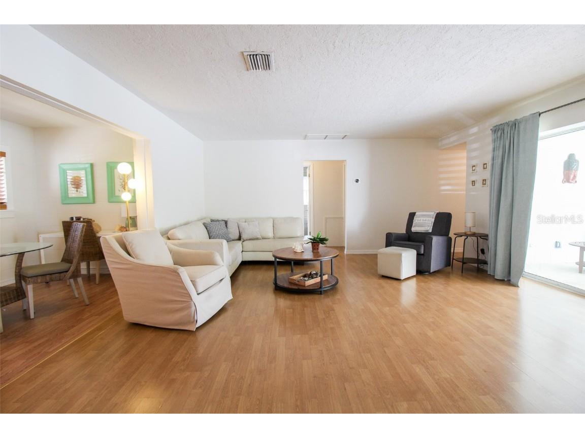 3223 Rowena Street Sarasota FL 34231 A4552338 image9