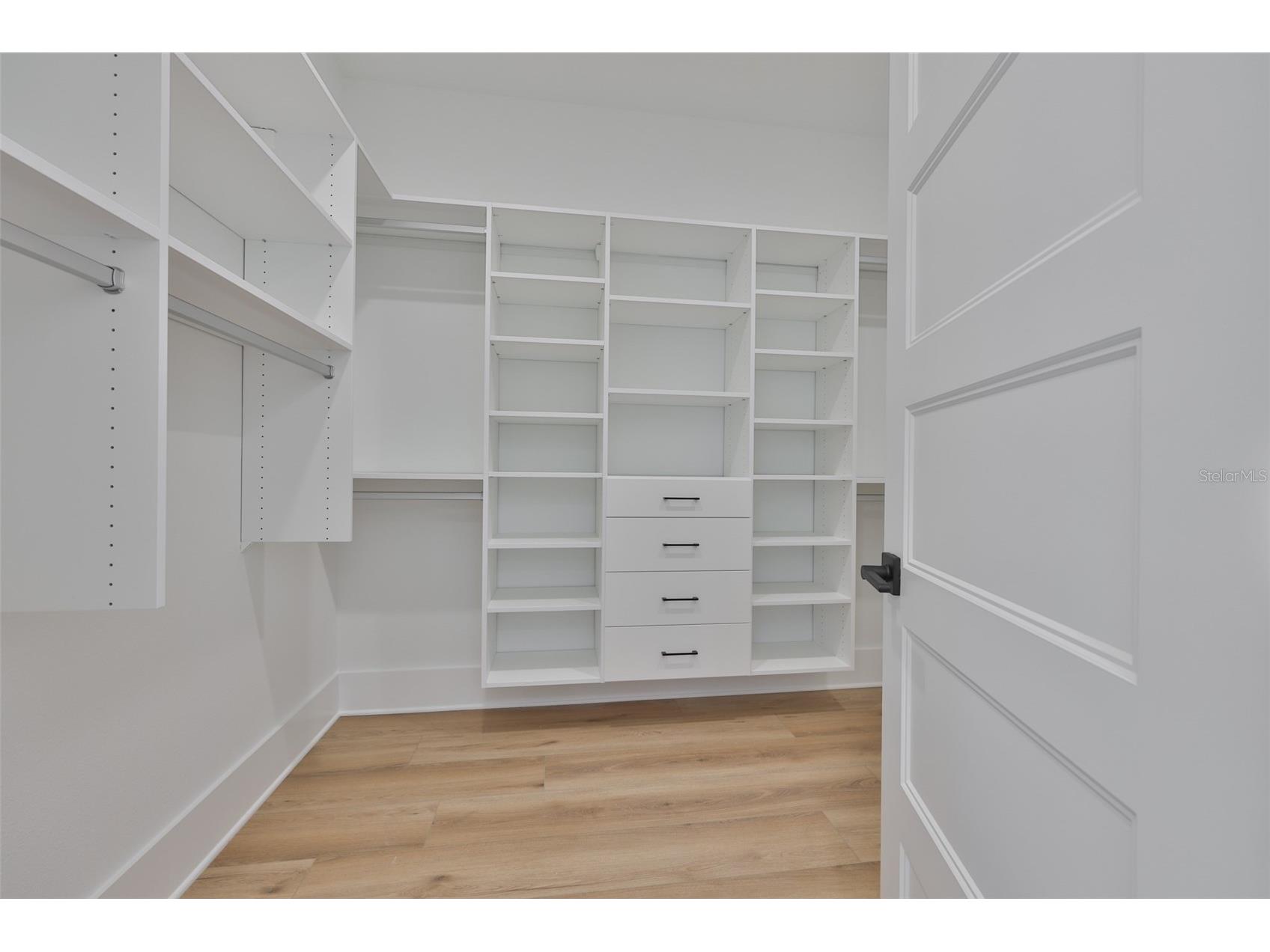 3223 W Paxton Avenue Tampa FL 33611 TB8448416 image26