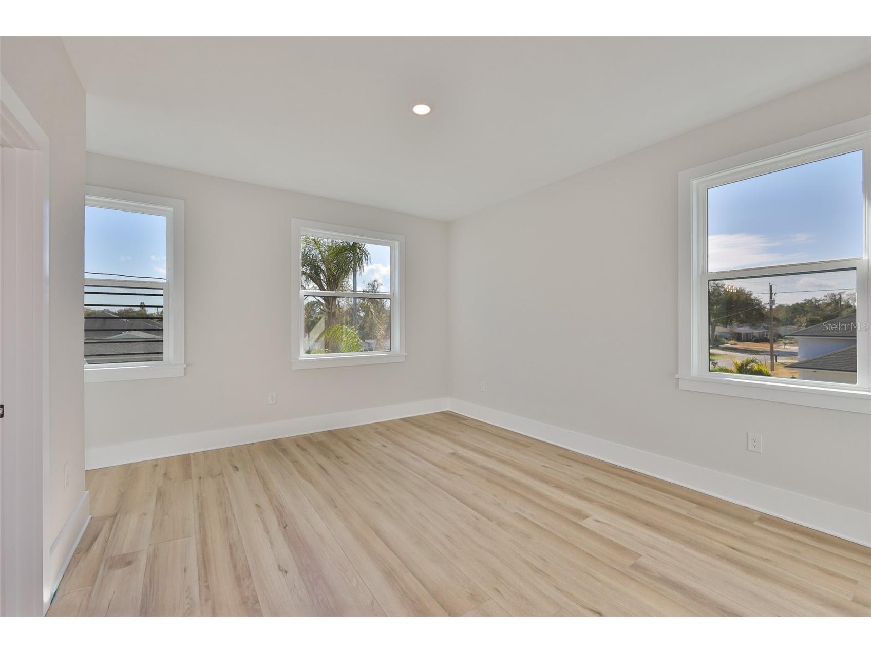 3223 W Paxton Avenue Tampa FL 33611 TB8448416 image29