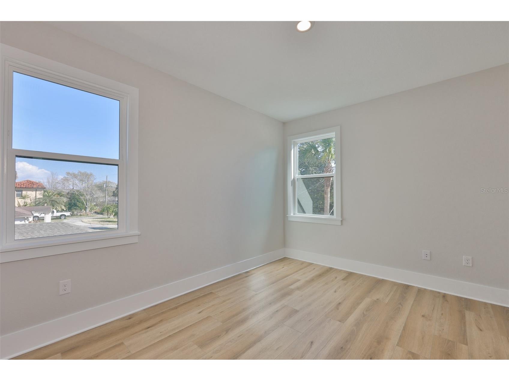 3223 W Paxton Avenue Tampa FL 33611 TB8448416 image34