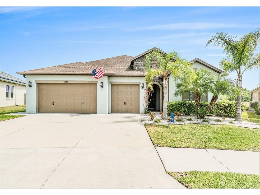 32231 Firemoss Ln Wesley Chapel FL 33543 TB8365955 image1