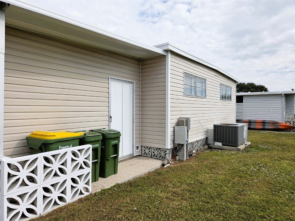 3224 Aspen Terrace Sarasota FL 34237 A4674518 image5