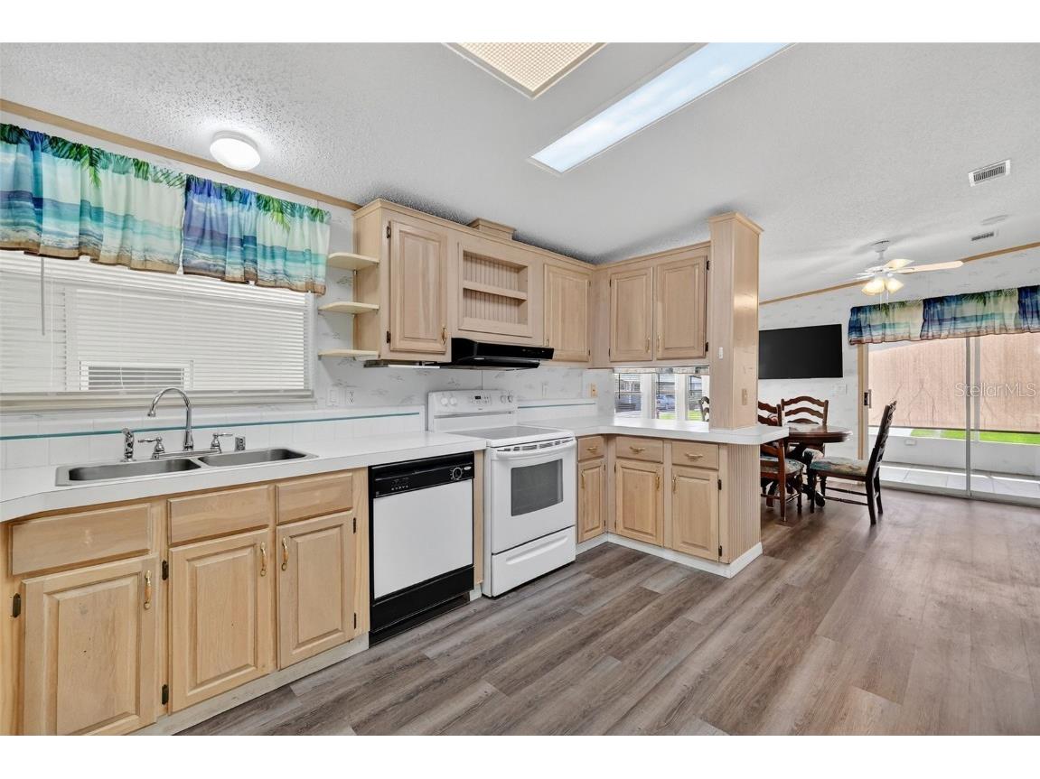 3224 Manatee Road Tavares FL 32778 G5104779 image10